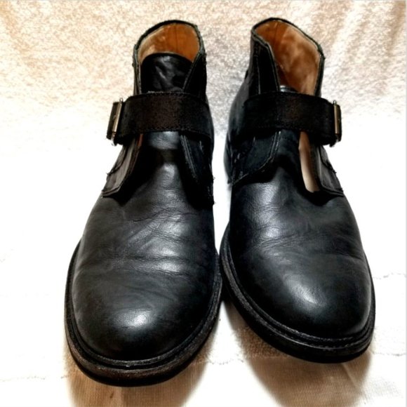 UGG Australia Mens sz 10 ankle boots Black w buckle Casual Leather Shoes 1009234 main image 6